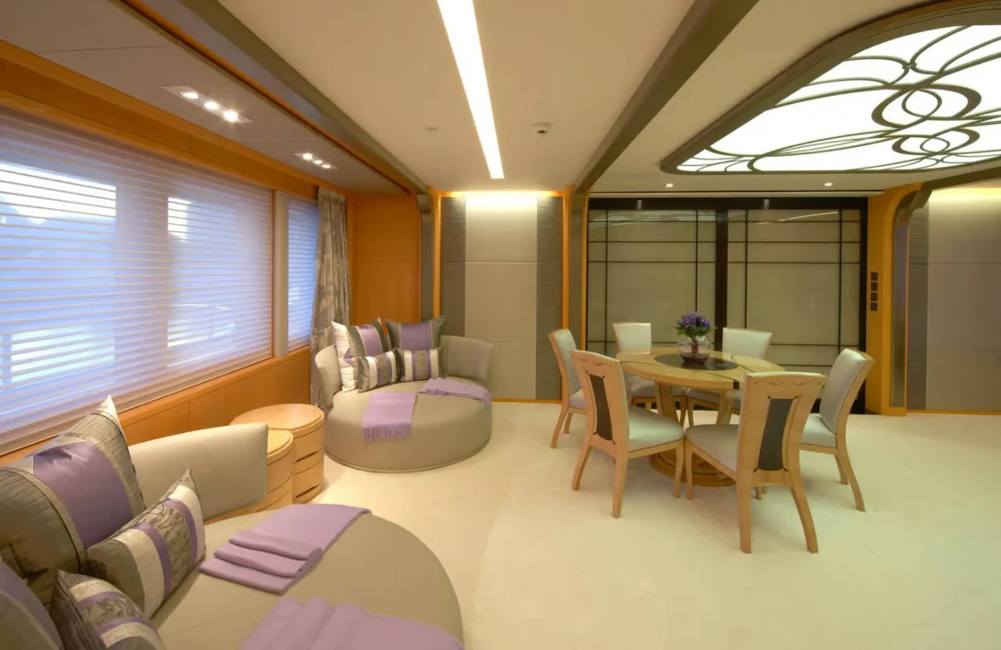 An image of Amaryllis yacht