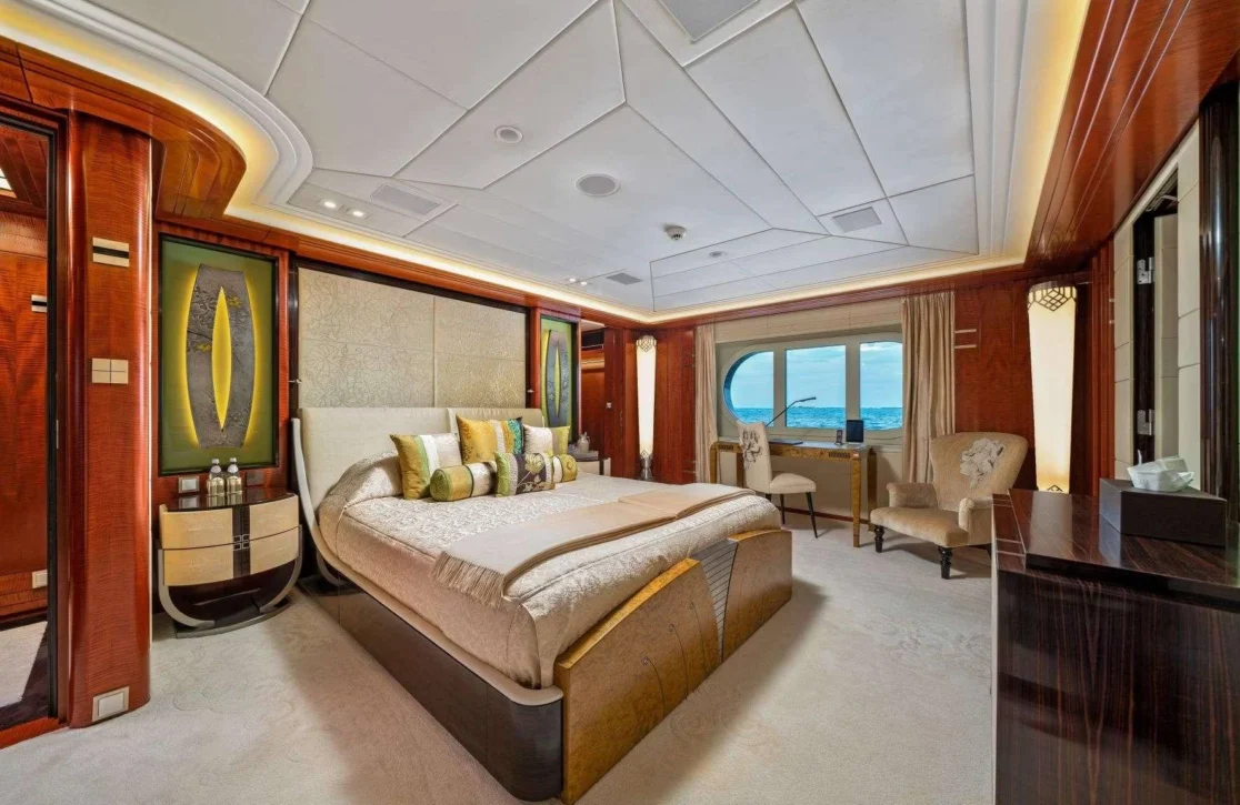 An image of Amaryllis yacht