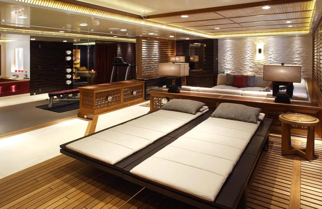 An image of Quantum Of Solace yacht