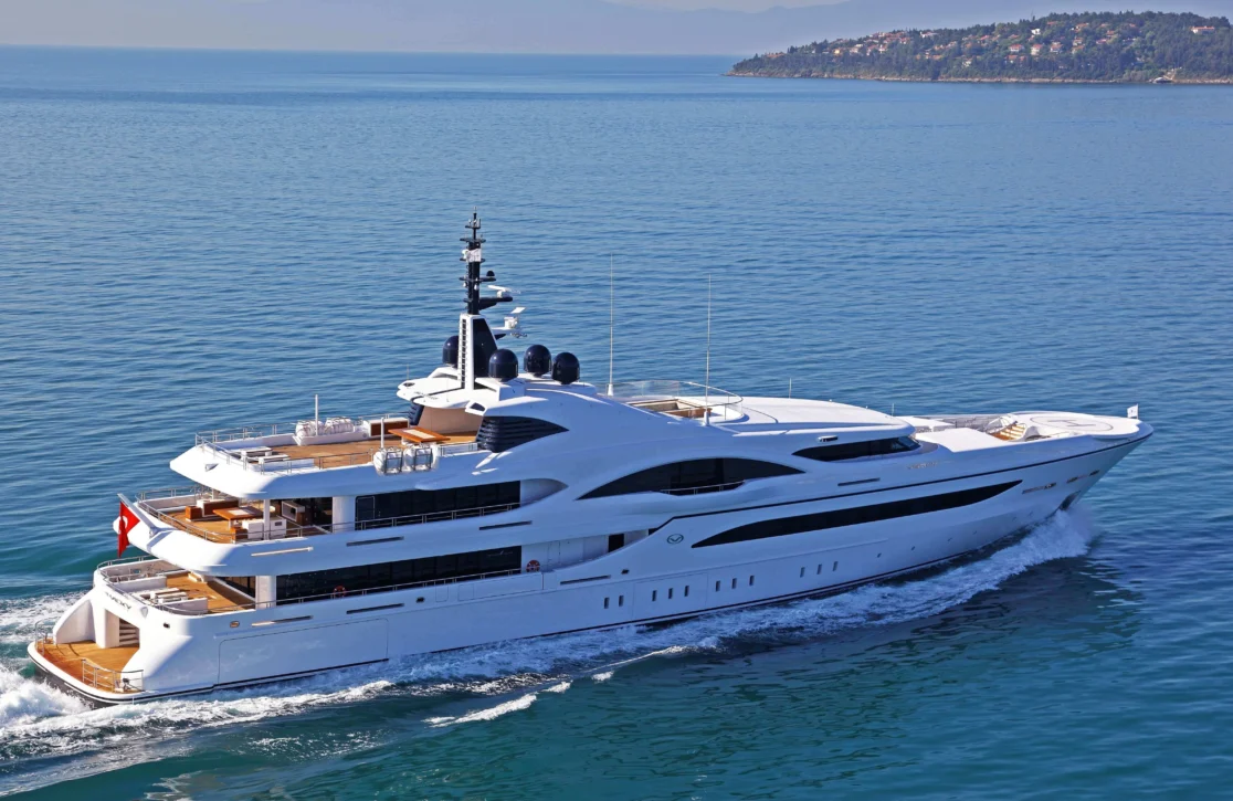 An image of Quantum Of Solace yacht