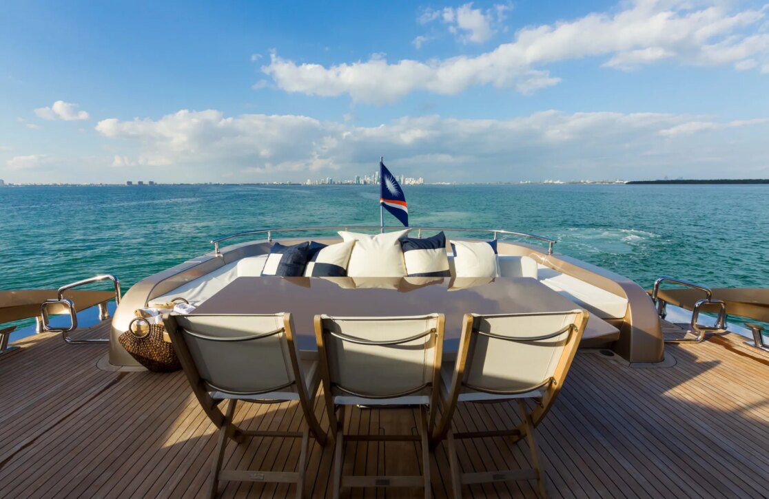 An image of Five Waves yacht