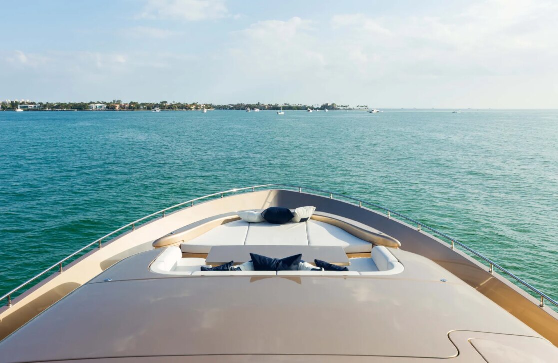 An image of Five Waves yacht
