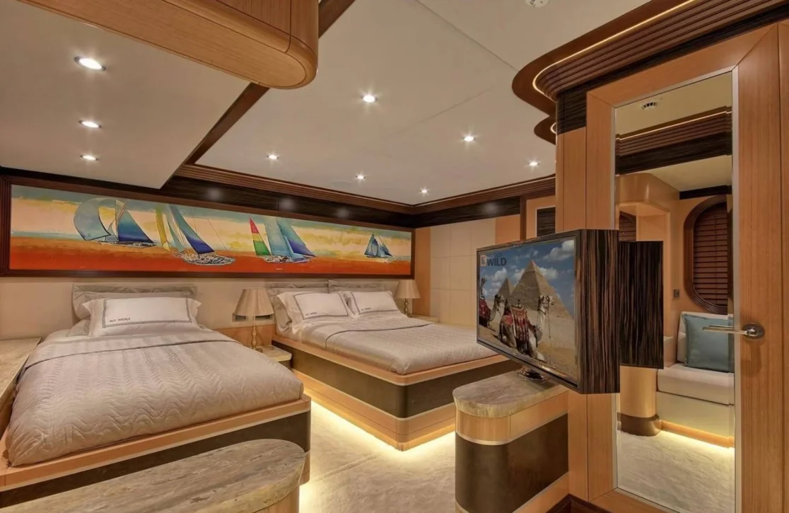 An image of Meira yacht