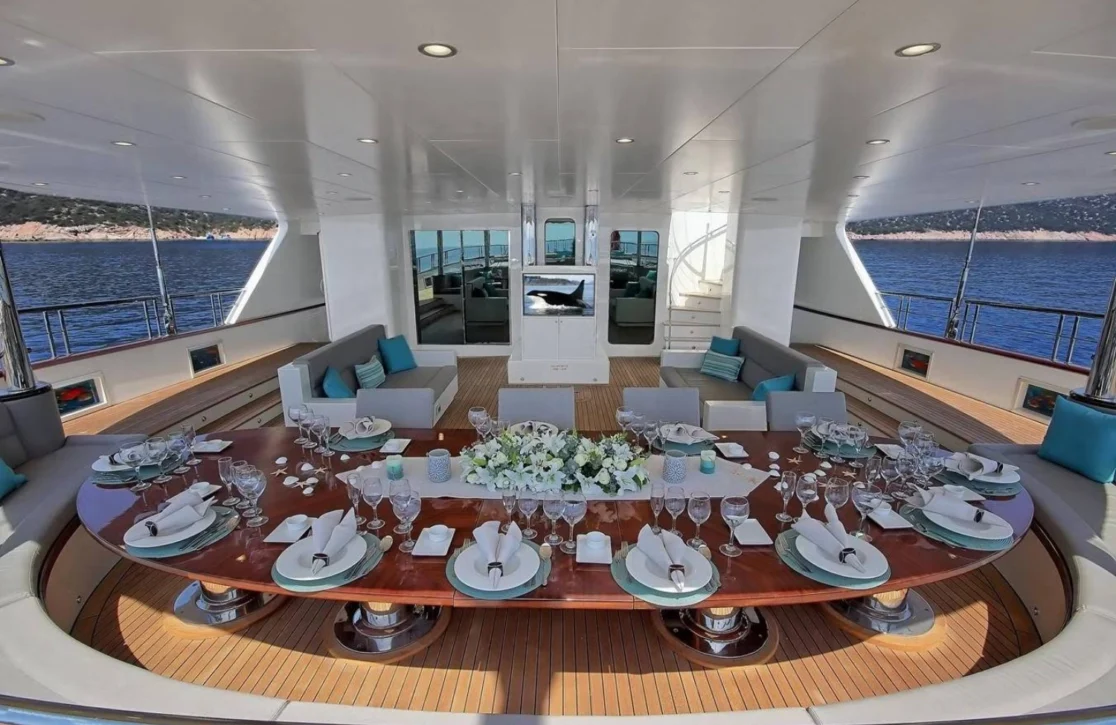 An image of Meira yacht