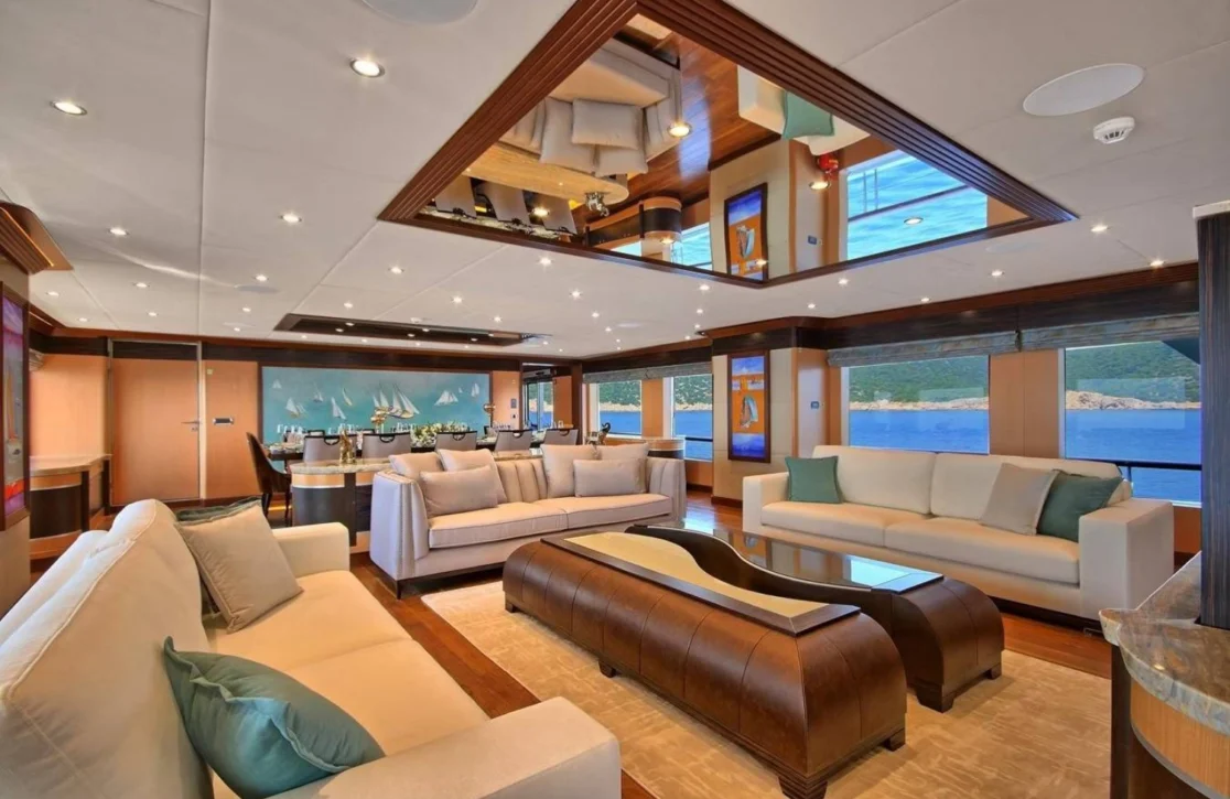 An image of Meira yacht