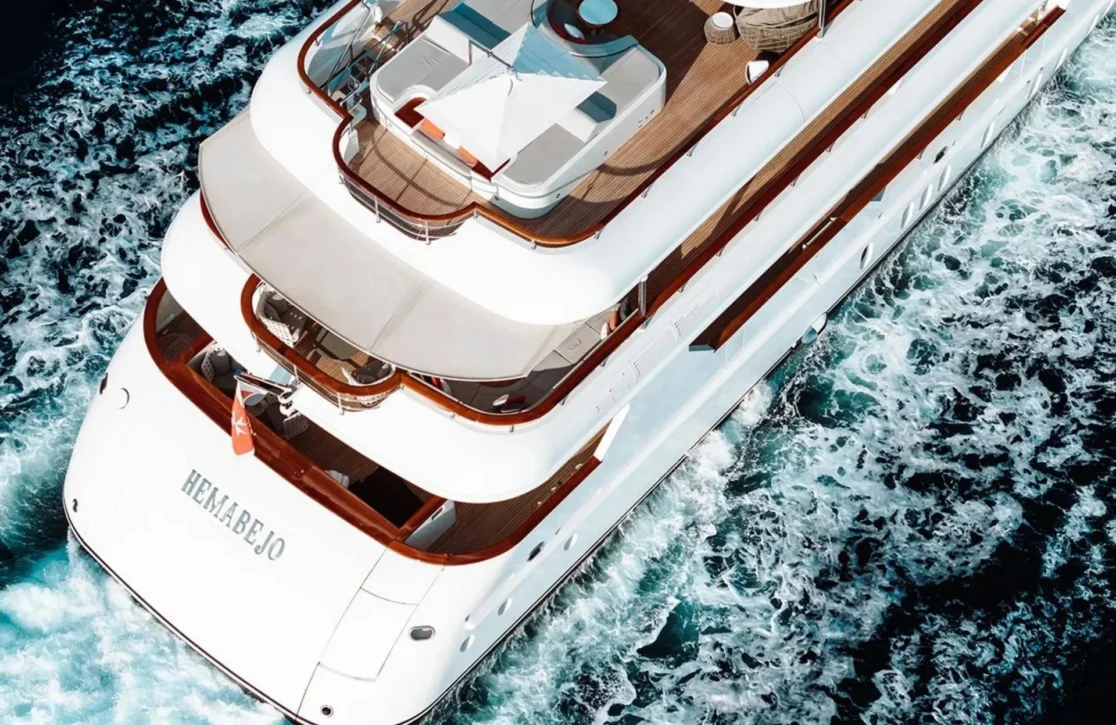An image of Incal yacht