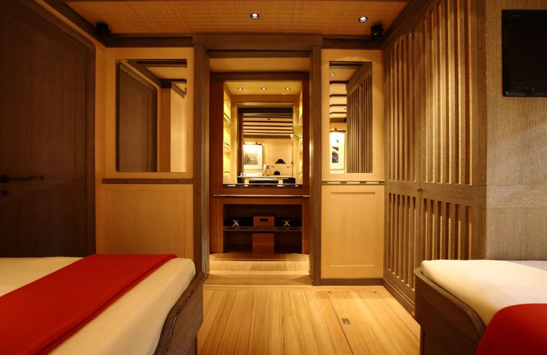 An image of Roxane yacht