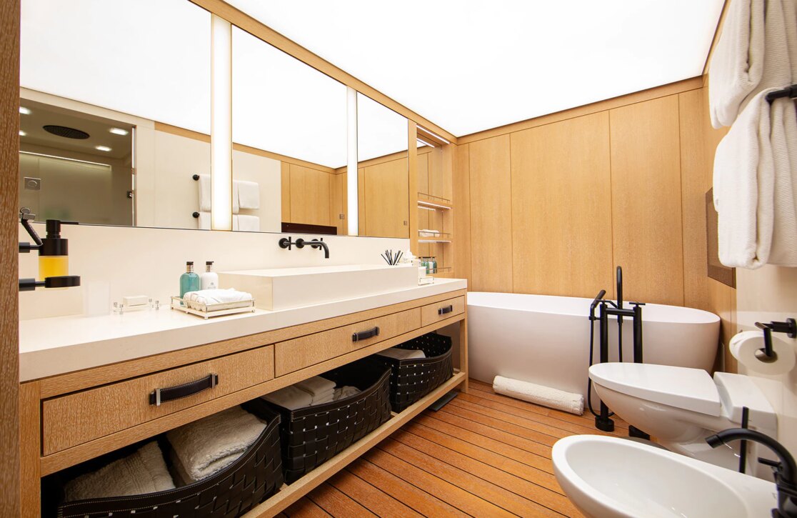 An image of Belongers yacht