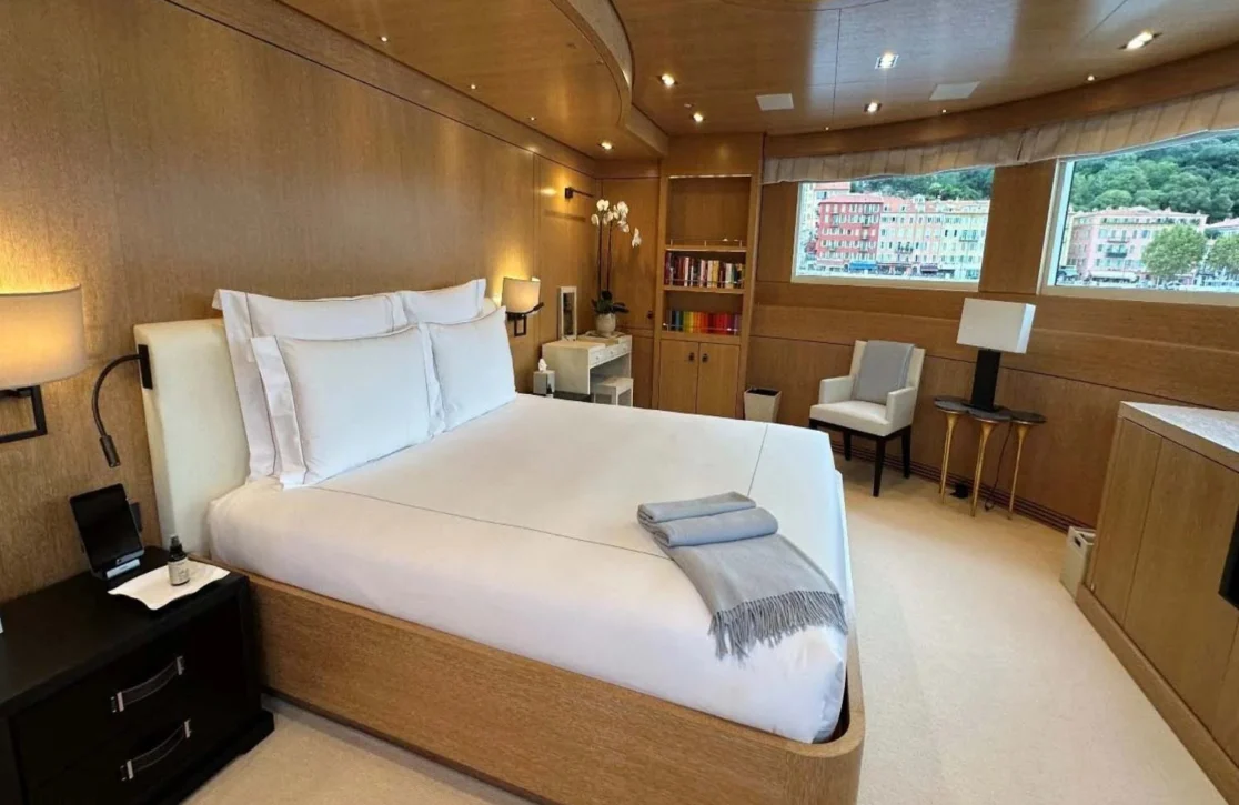 An image of Belongers yacht