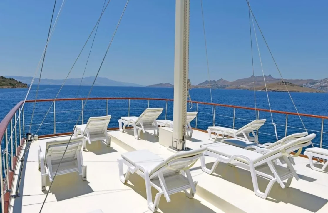 An image of Love Boat yacht