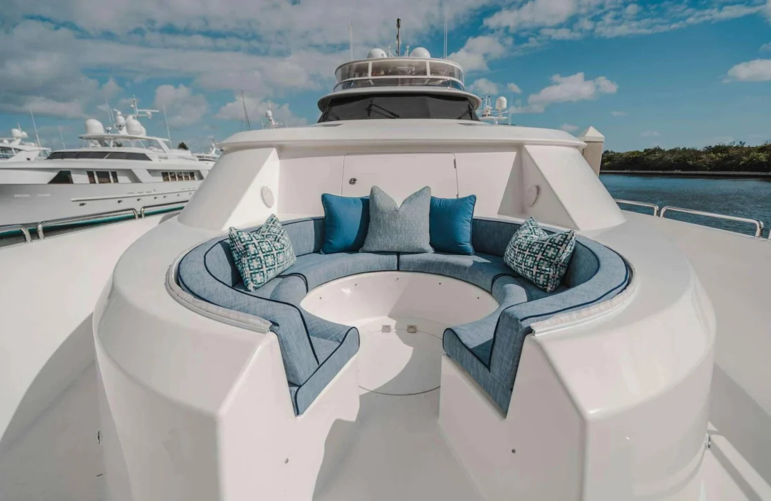 An image of Now Or Never yacht
