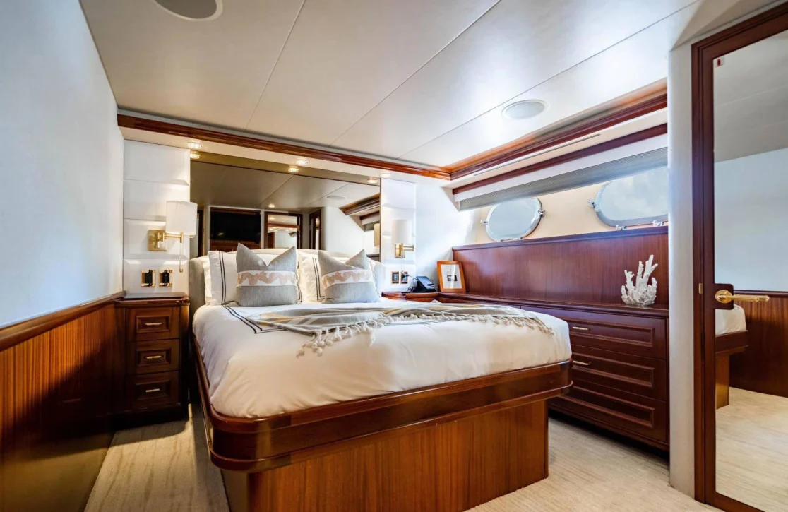 An image of Wild Kingdom yacht