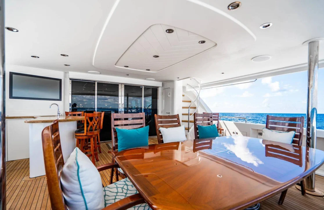 An image of Wild Kingdom yacht