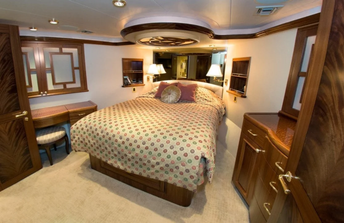 An image of Wild Kingdom yacht