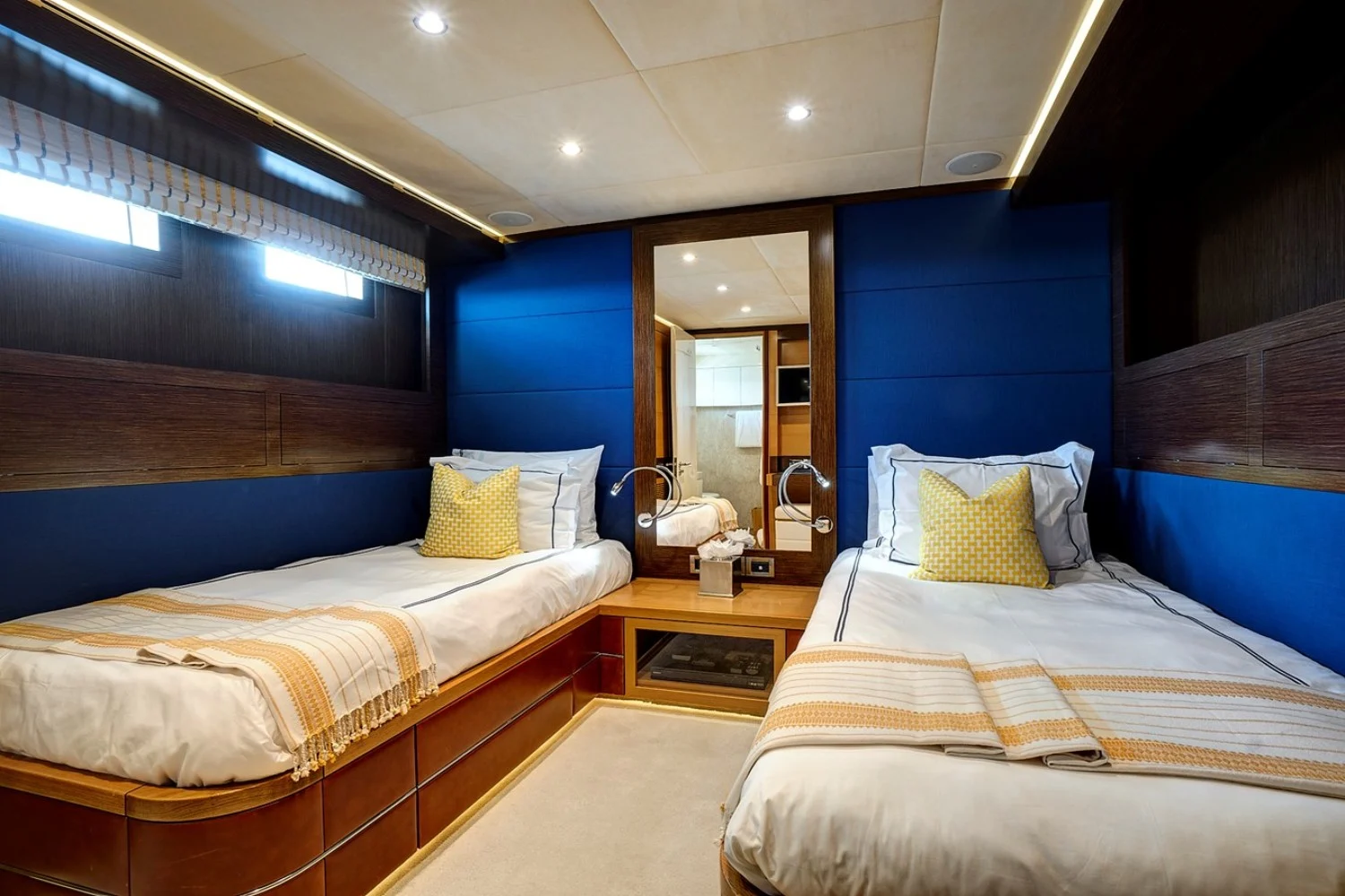 A preview of interior Bedroom cabin