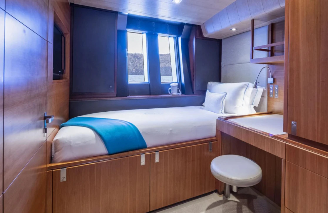 An image of Sharlou yacht