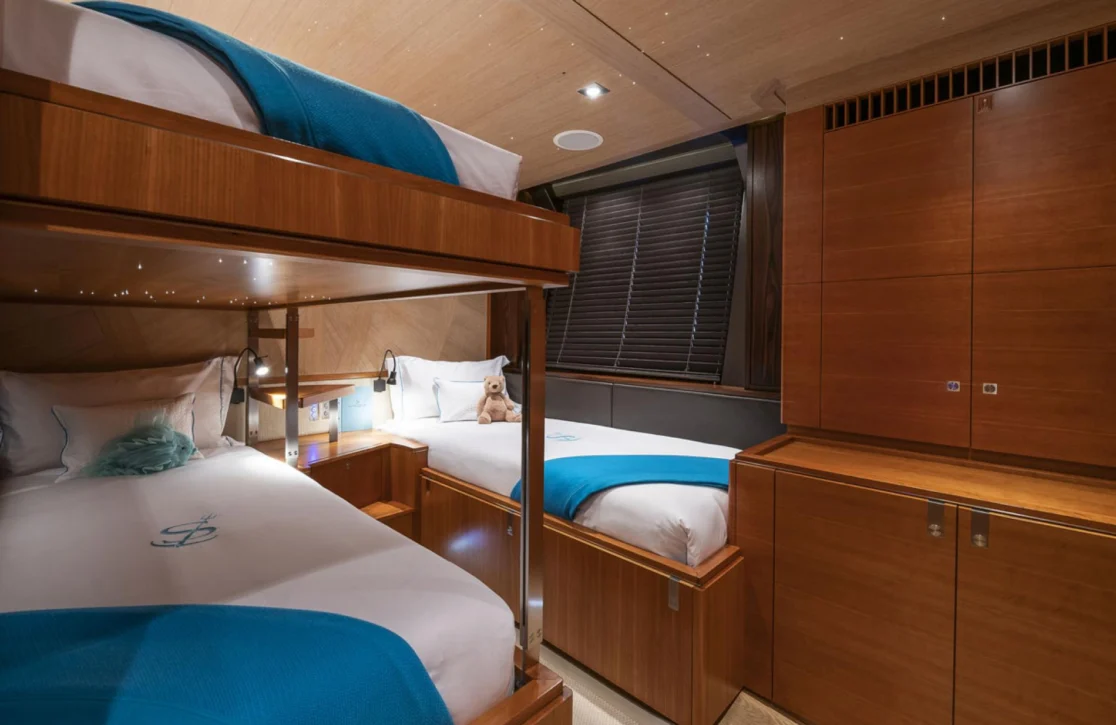 An image of Sharlou yacht