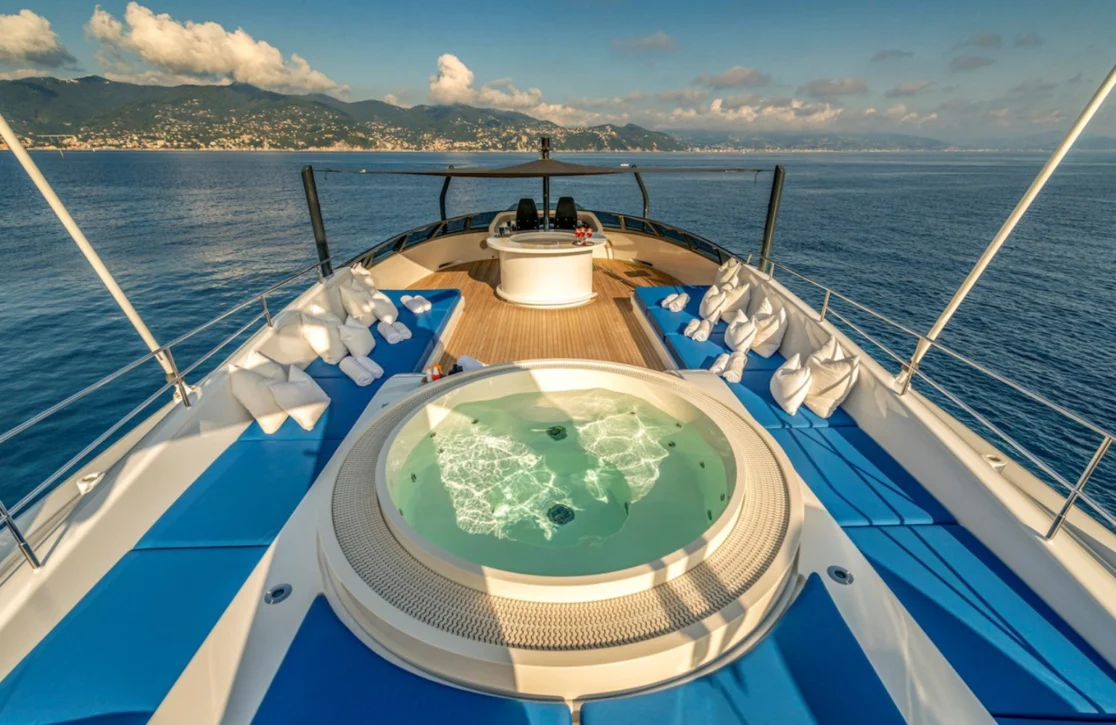 An image of Royal Falcon One yacht