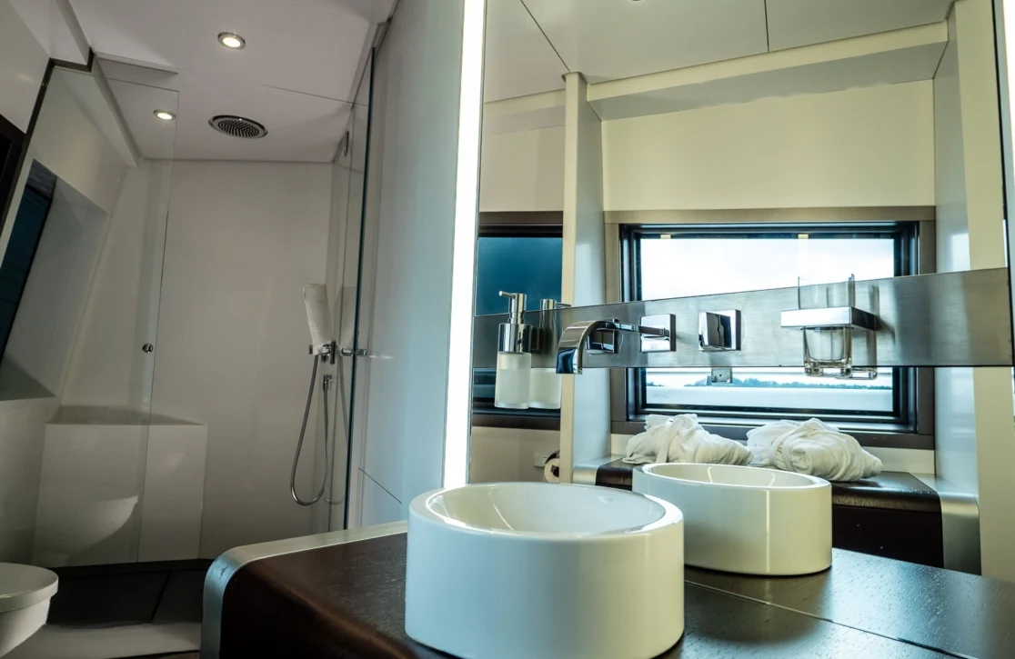 An image of Royal Falcon One yacht