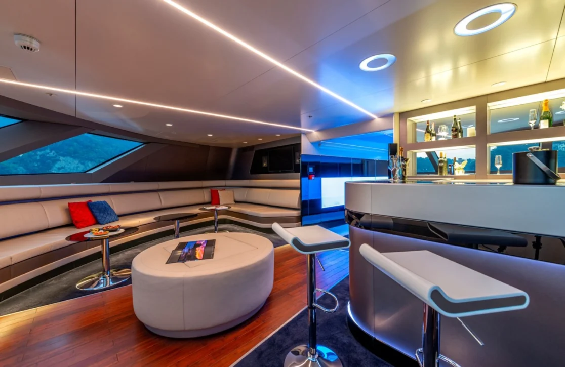 An image of Royal Falcon One yacht
