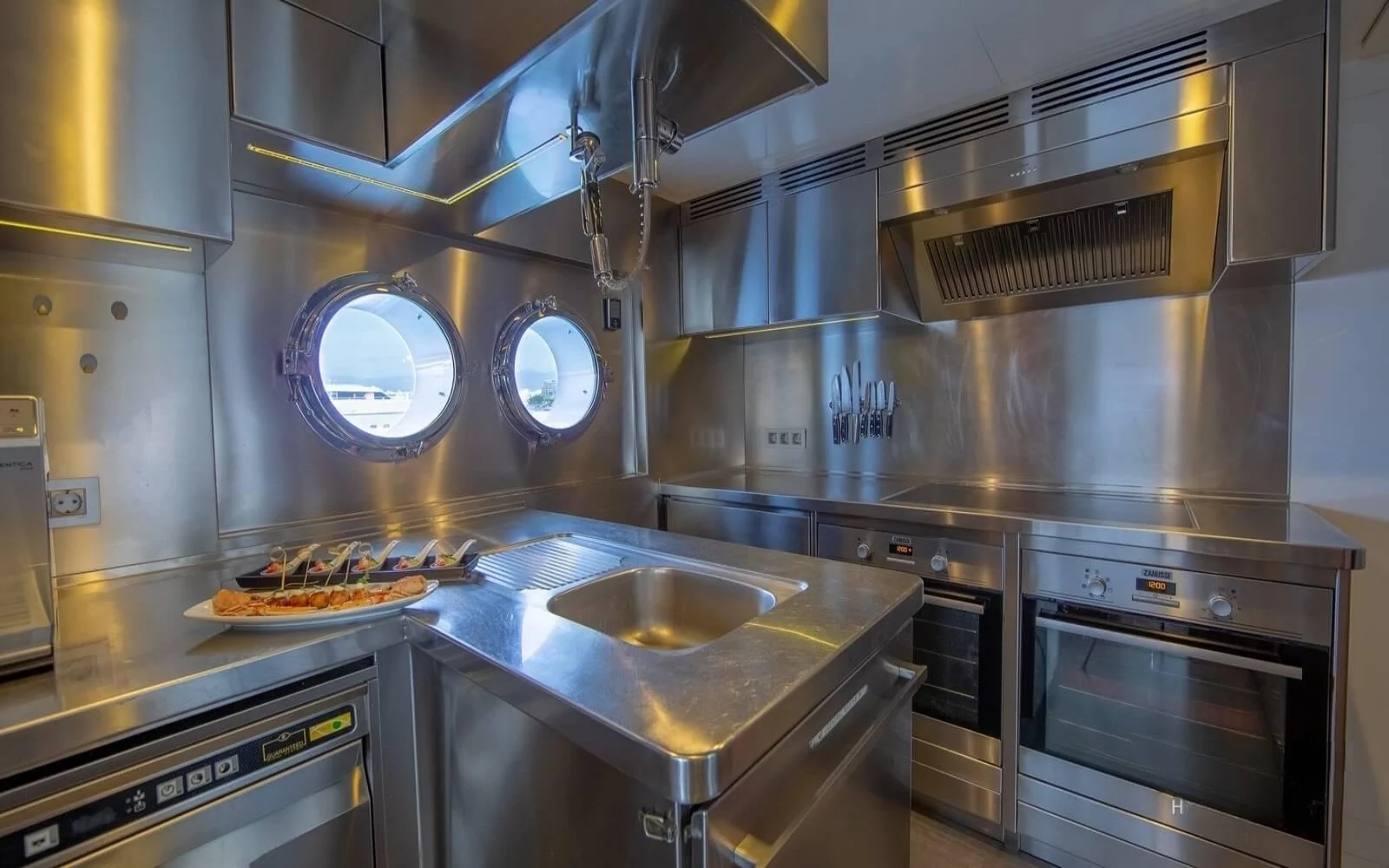 A preview of interior Kitchen