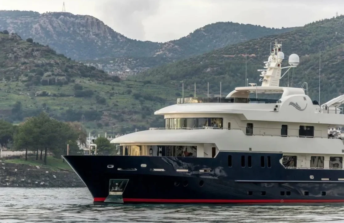 An image of Serenity II yacht