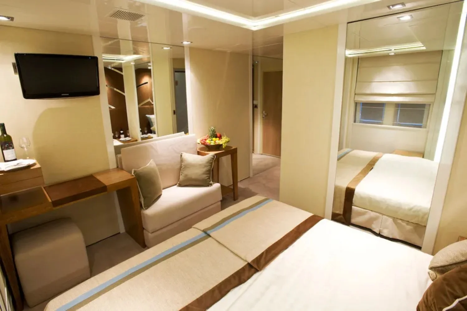A preview of interior Bedroom cabin