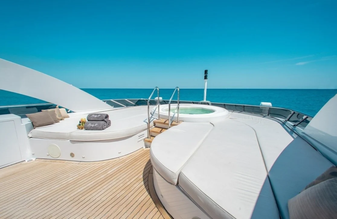 An image of Lady L yacht