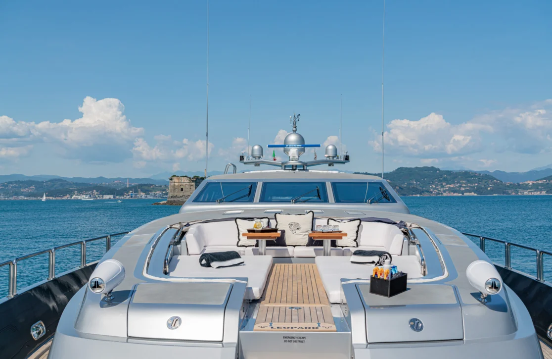 An image of Manu V yacht