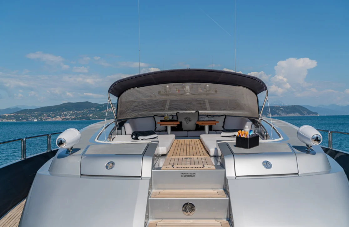 An image of Manu V yacht