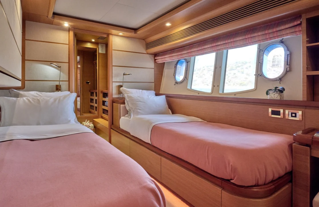 An image of Best Off yacht