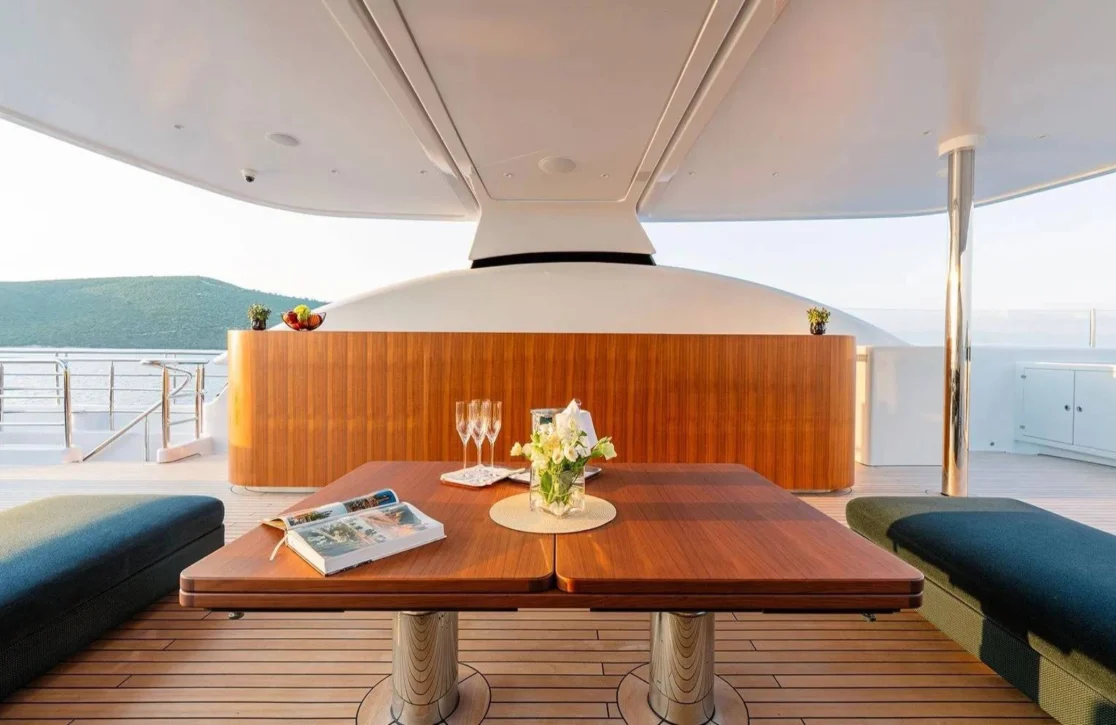 An image of Tirea yacht