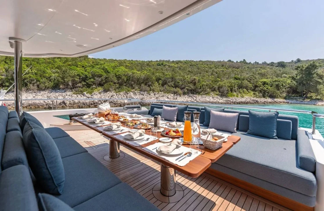 An image of Tirea yacht