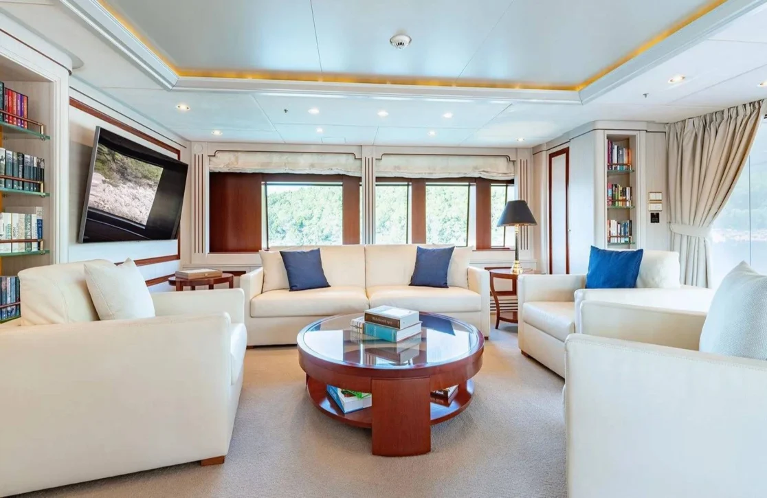 An image of Tirea yacht