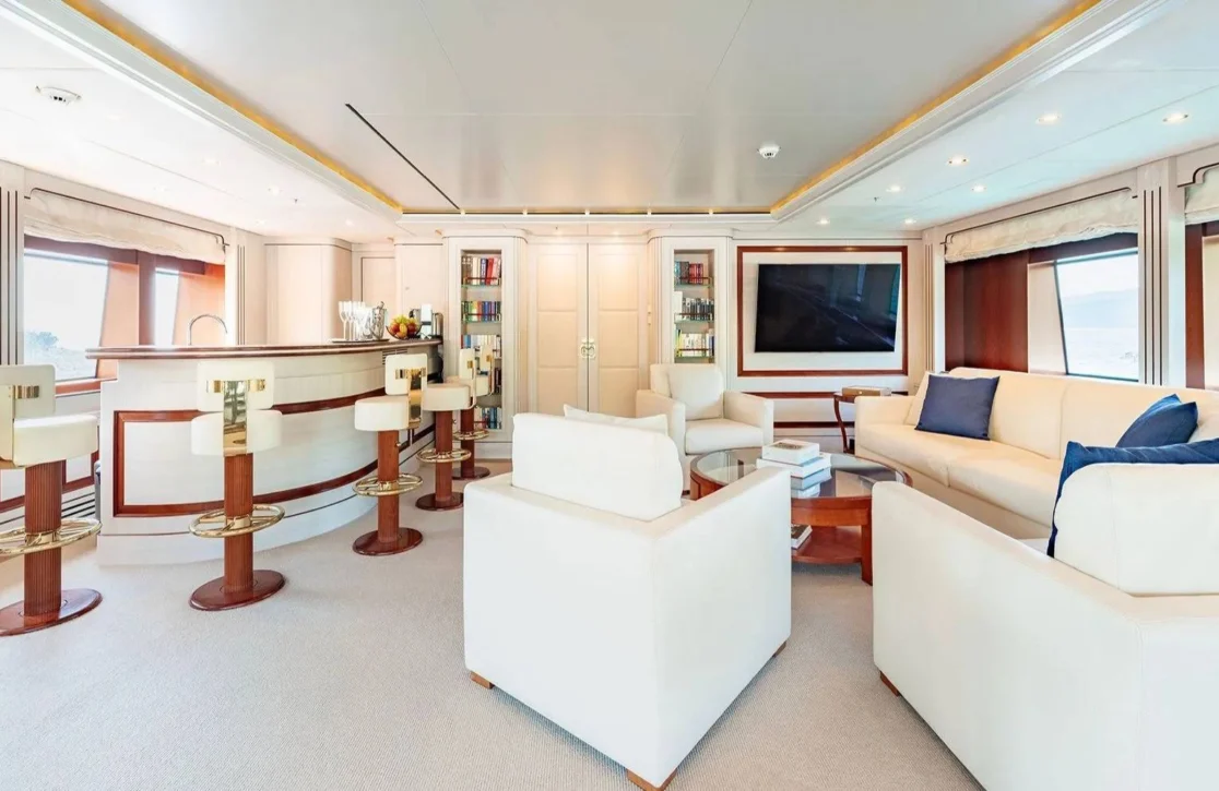 An image of Tirea yacht