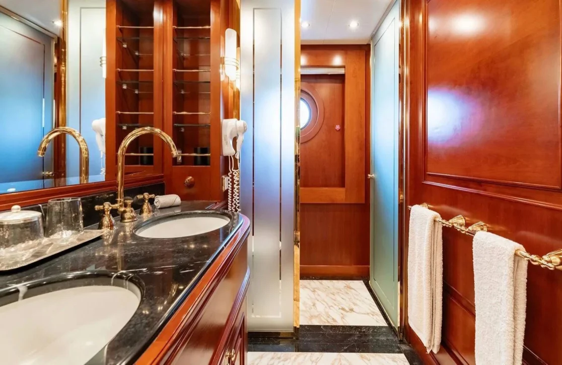 An image of Tirea yacht