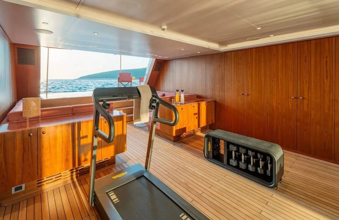 An image of Tirea yacht