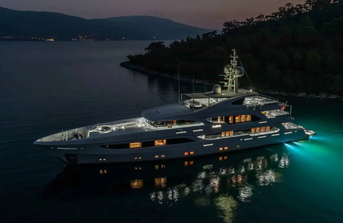 An image of Immersive yacht