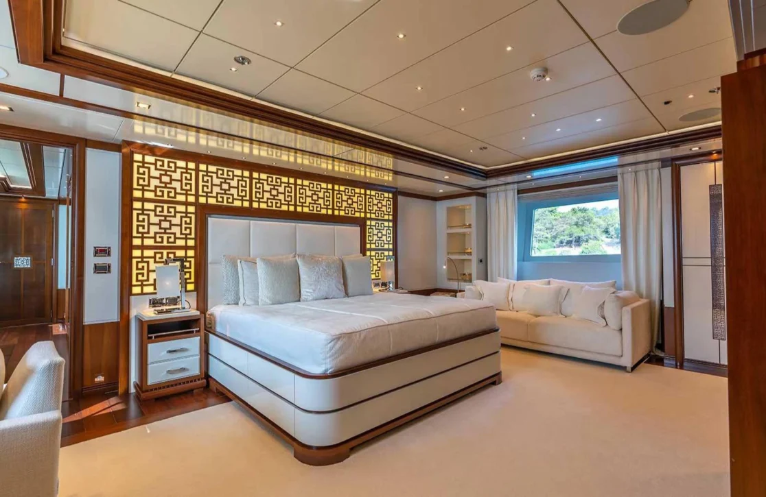 An image of Immersive yacht