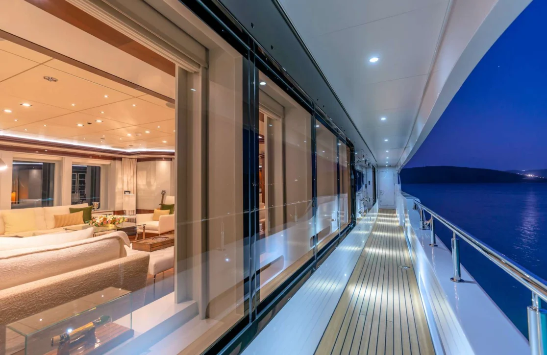An image of Immersive yacht