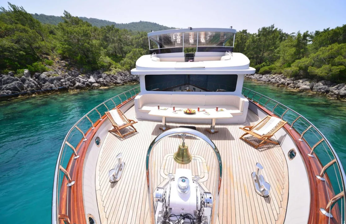 An image of Immersive yacht