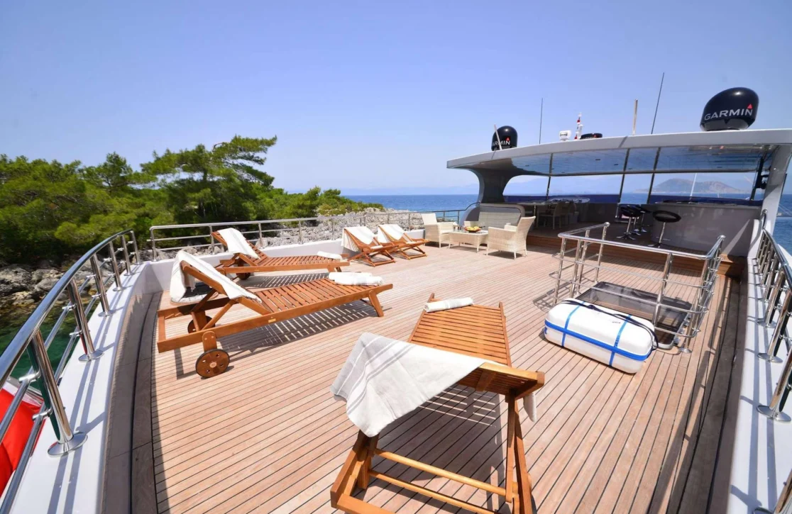 An image of Immersive yacht