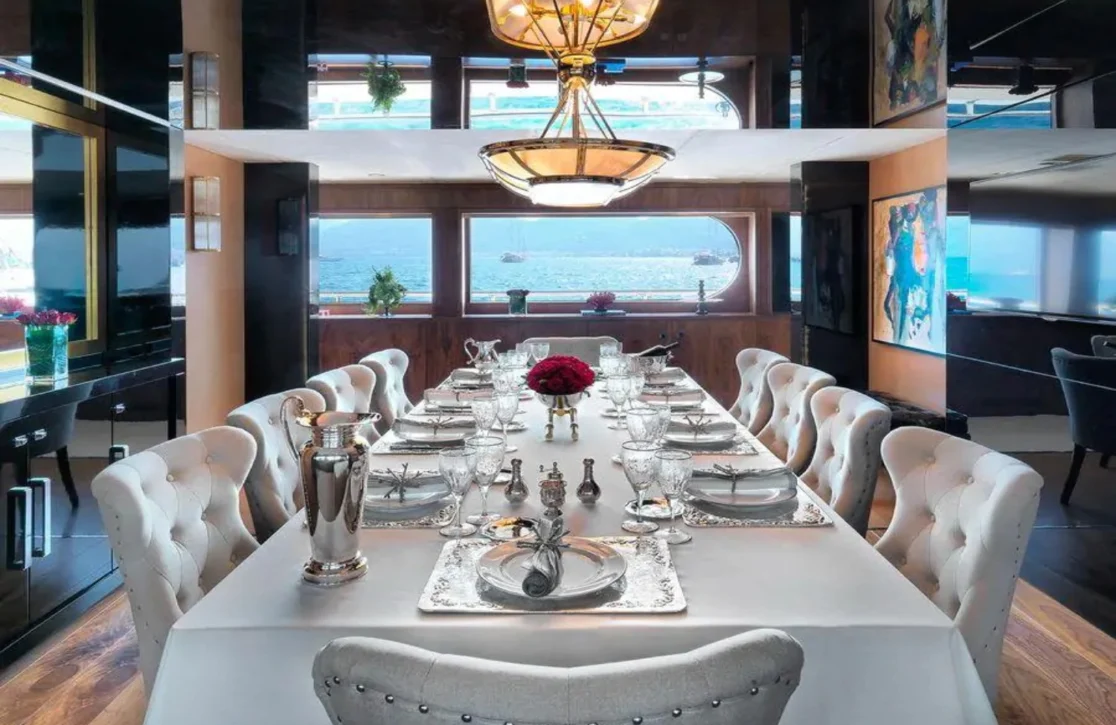 An image of Queen Mare yacht