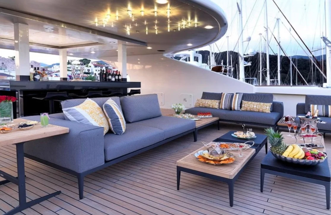 An image of Queen Mare yacht