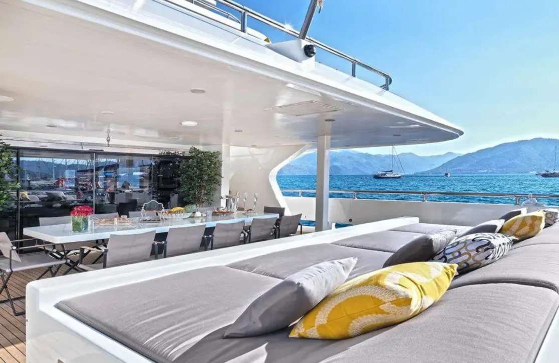 An image of Queen Mare yacht