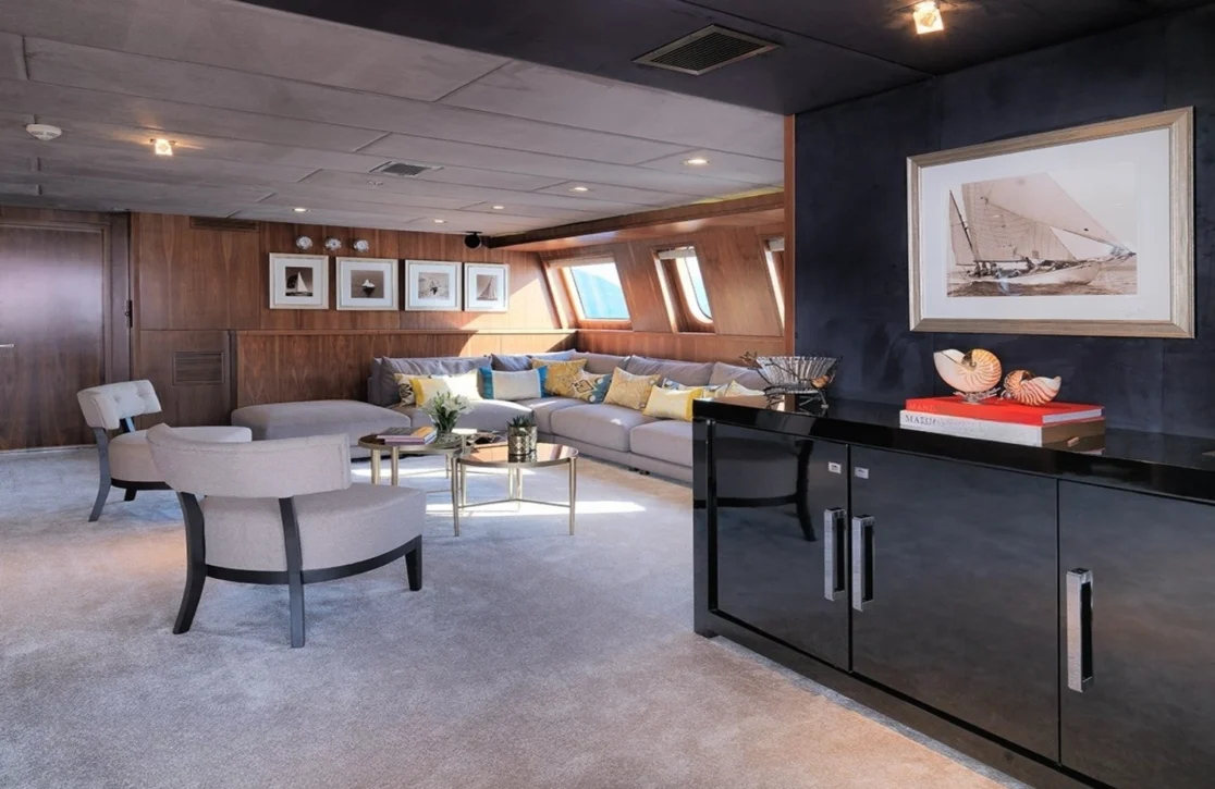 An image of Queen Mare yacht
