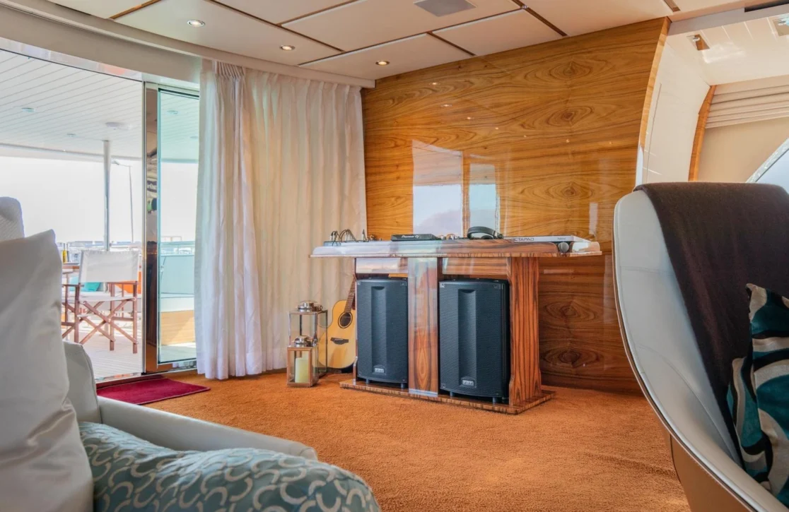An image of Hatt Mill yacht