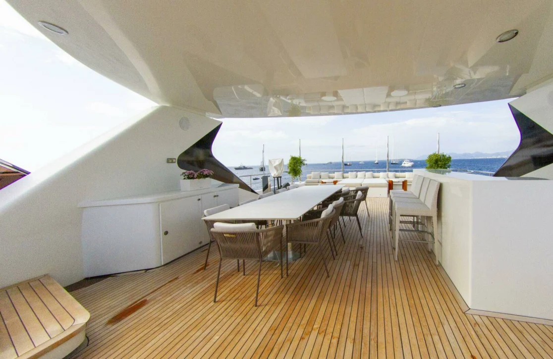 An image of Darling yacht