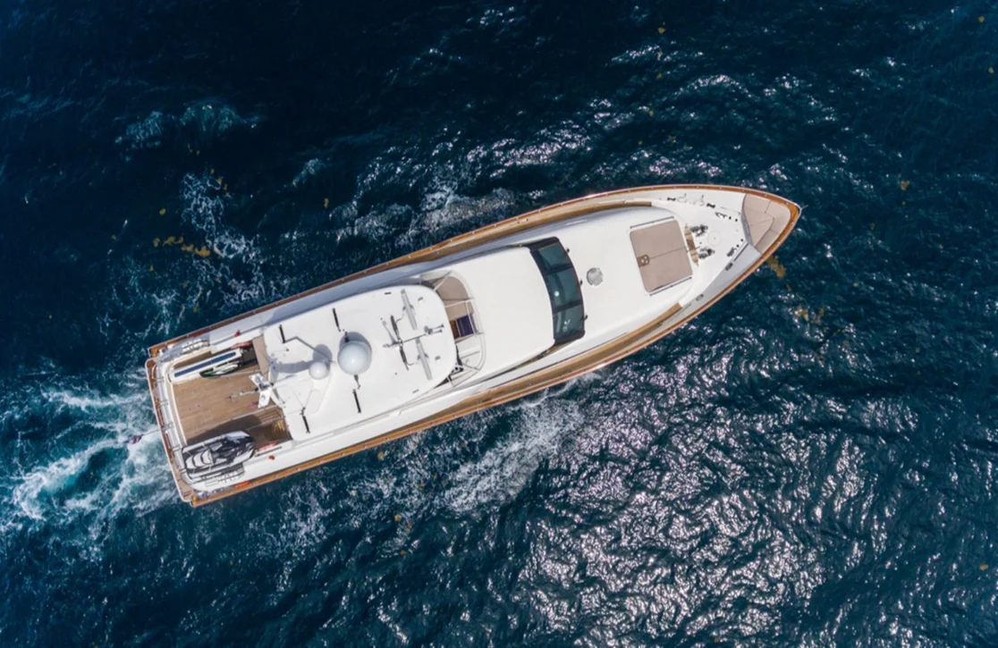 An image of Picnic yacht