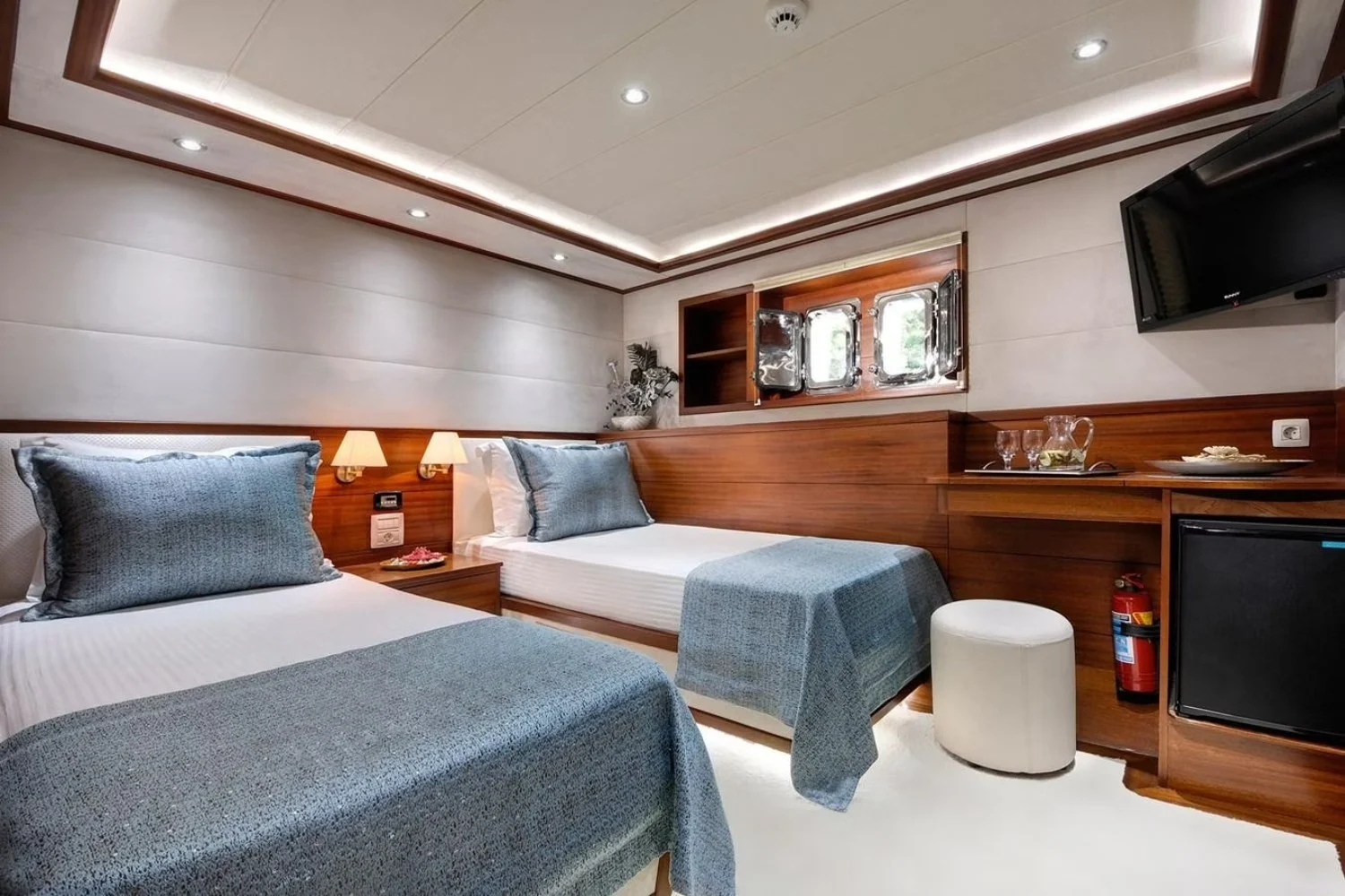 A preview of interior Bedroom cabin